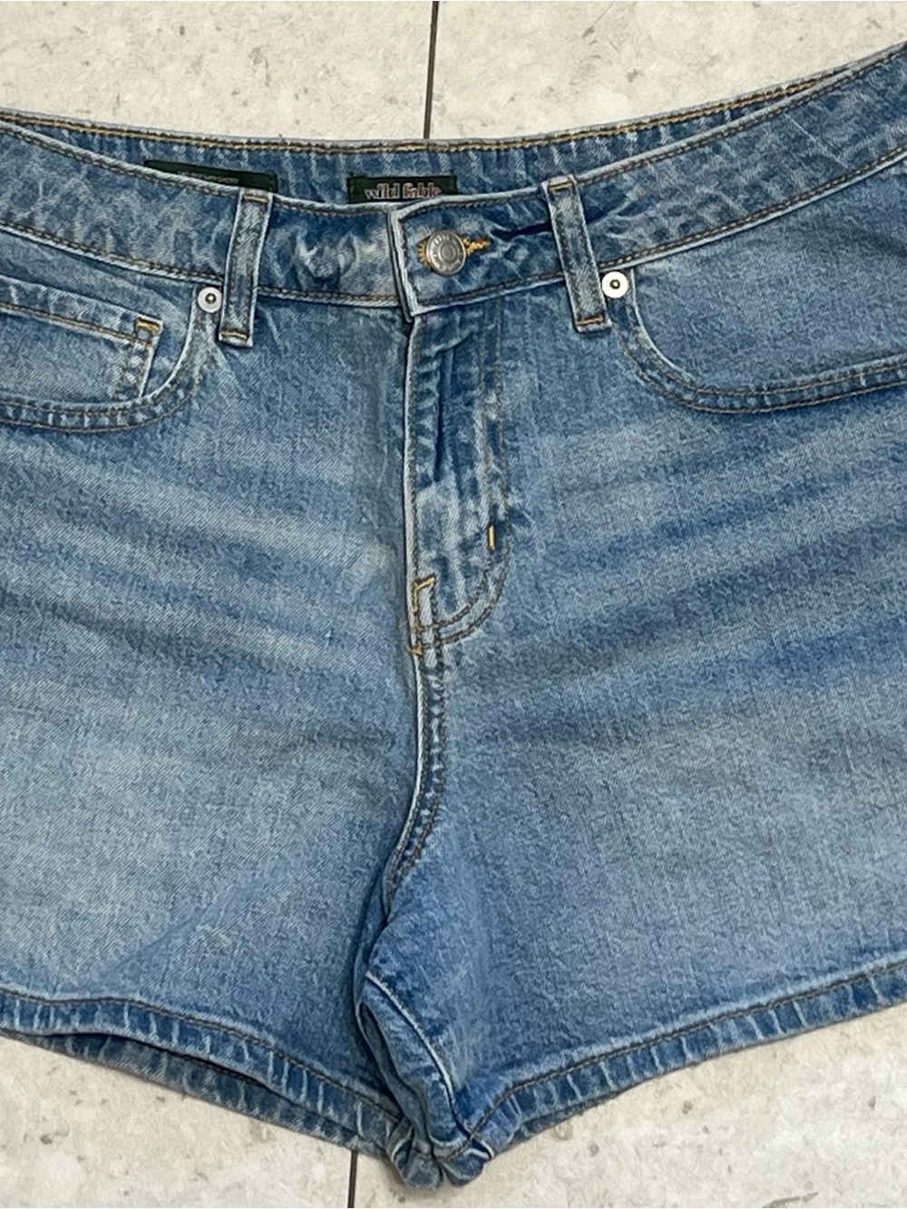Wild Fable Women’s Midi Short Light Blue Denim Jean Shorts